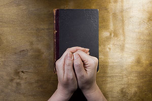 Bible, Female Hands